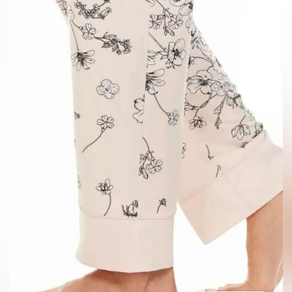 FLORA NIKROOZ 2 piece pajama lounge set, size XL - Picture 11 of 11